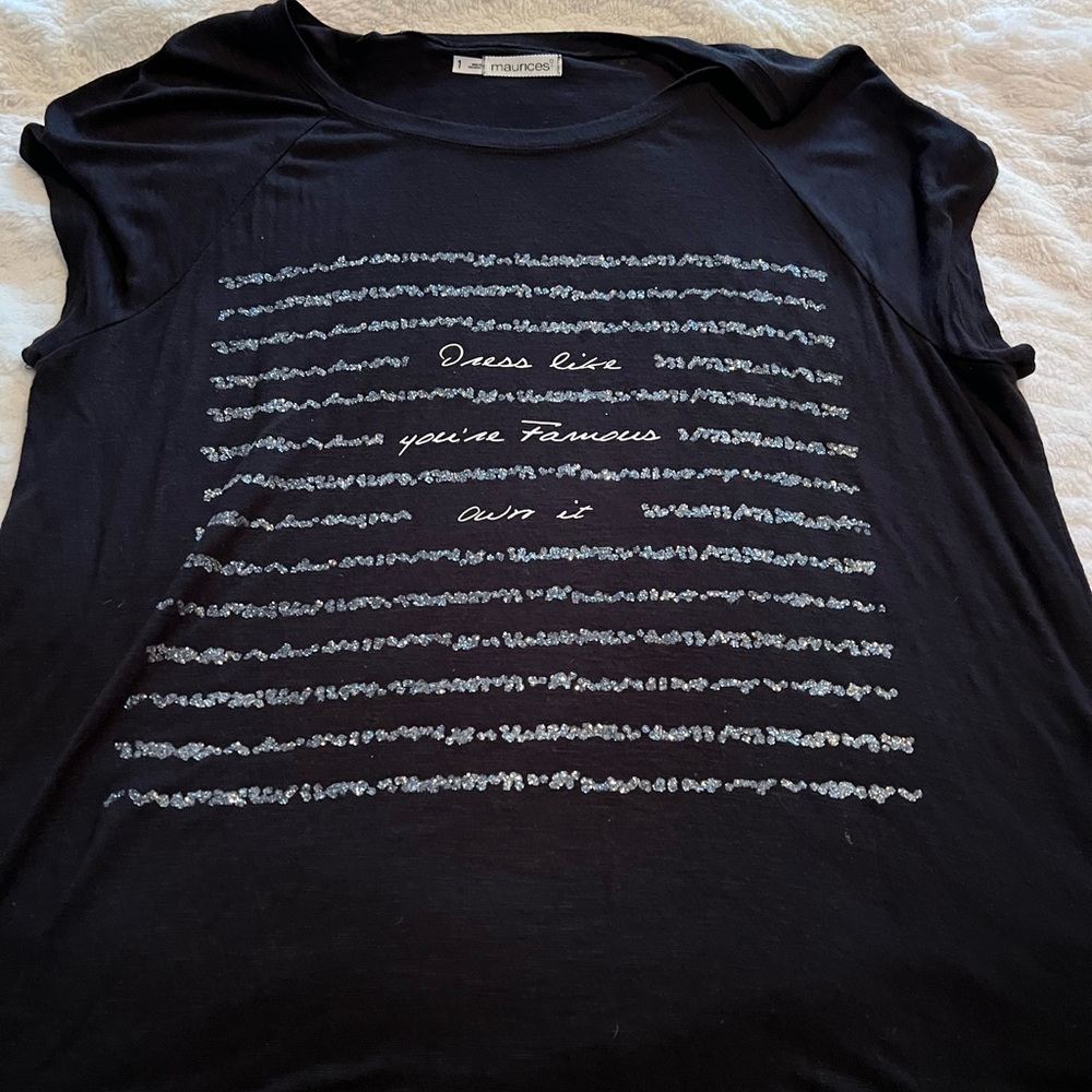 Women Maurice’s size 1 tee